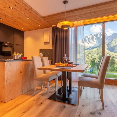 Chalet Panorama Himmelreichhof San Candido Bagian luar foto